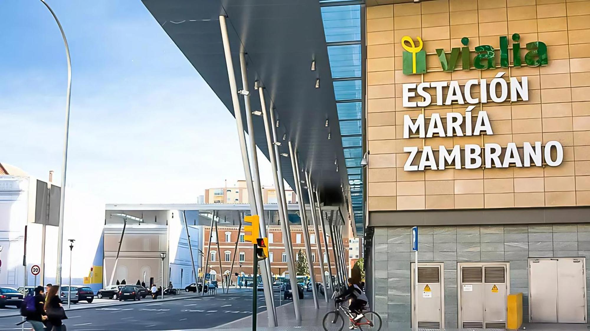 Estudio Maria Zambrano A Pasos De La Estacion Málaga Buitenkant foto